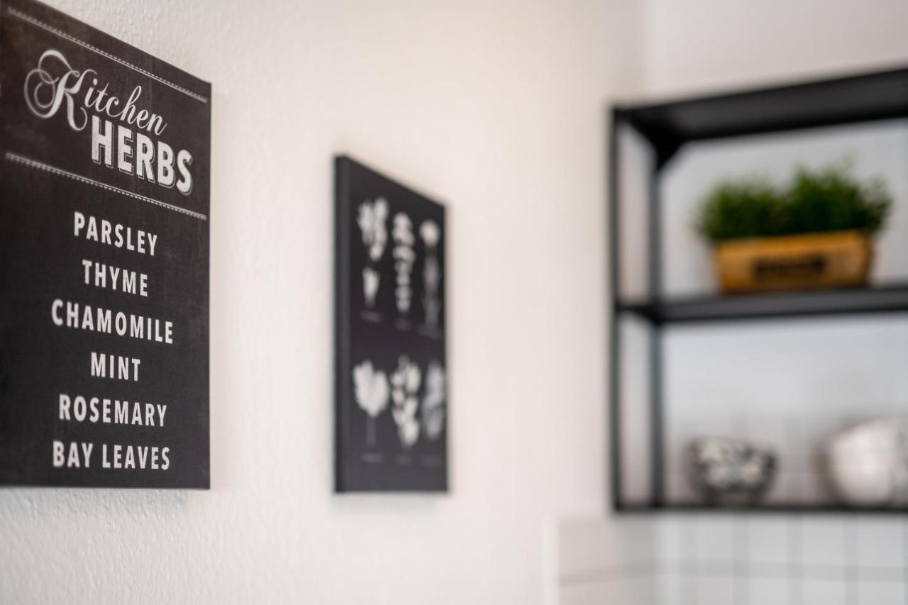 Moderne Eg-Wohnung In Sudenburg Mit Parkplatz, Top Anbindung Magdeburg Zewnętrze zdjęcie
